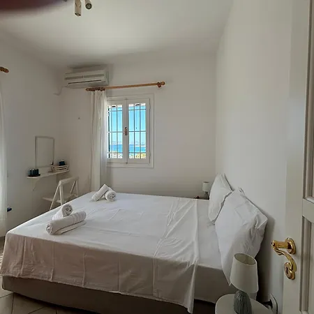 Beachfront-santa Marina Vacation *