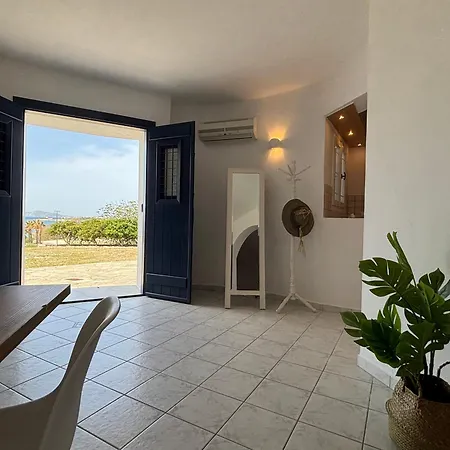 Beachfront-santa Marina Vacation * Parikia (Paros)