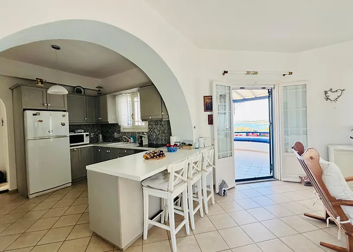 Beachfront-santa Marina Vacation Tatil Evi *