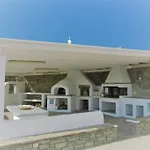 Beachfront-santa Marina Vacation * Páros