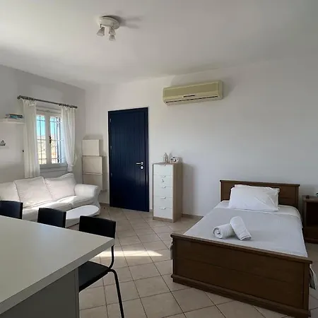 Beachfront-santa Marina Vacation Tatil Evi *