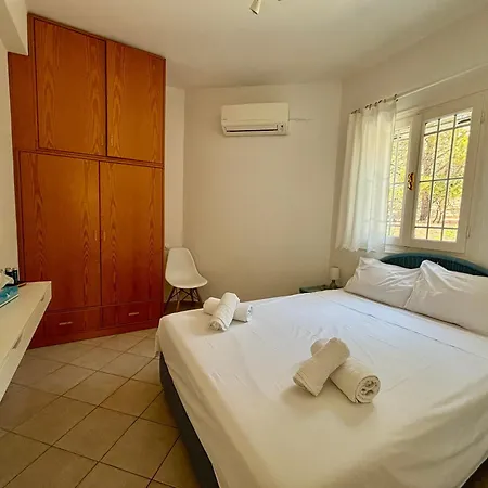 Tatil Evi Beachfront-santa Marina Vacation *