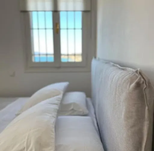 Beachfront-santa Marina Vacation باروس