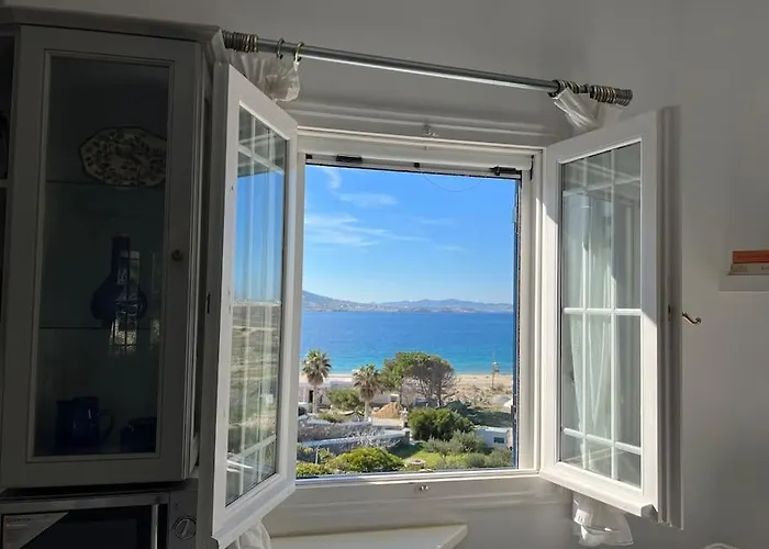 Beachfront-santa Marina Vacation بيت للعطل