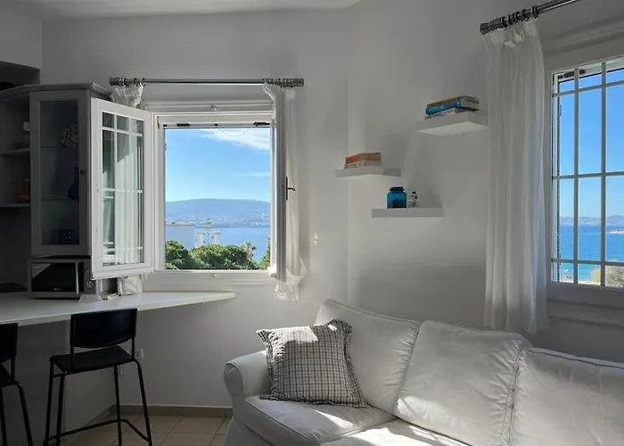 Beachfront-santa Marina Vacation بيت للعطل *