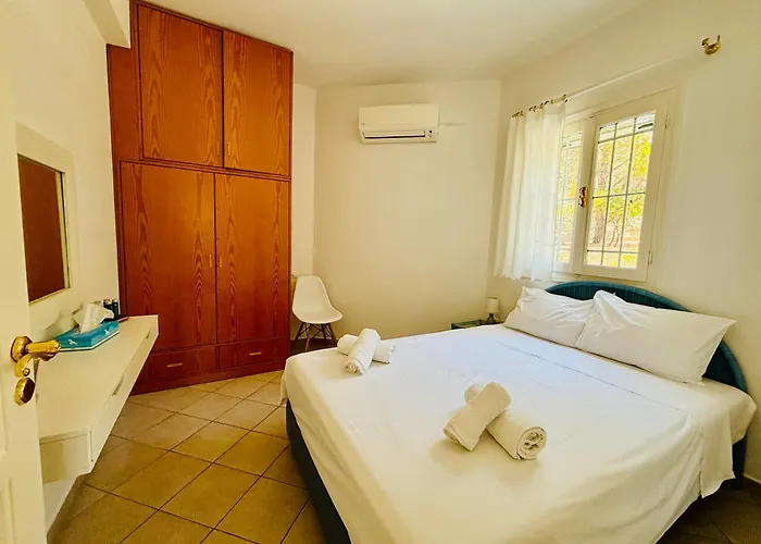 Beachfront-santa Marina Vacation * باروس